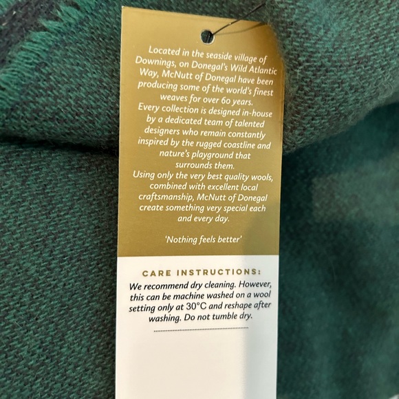 Irish Lambswool Scarf - Picture 4 of 5